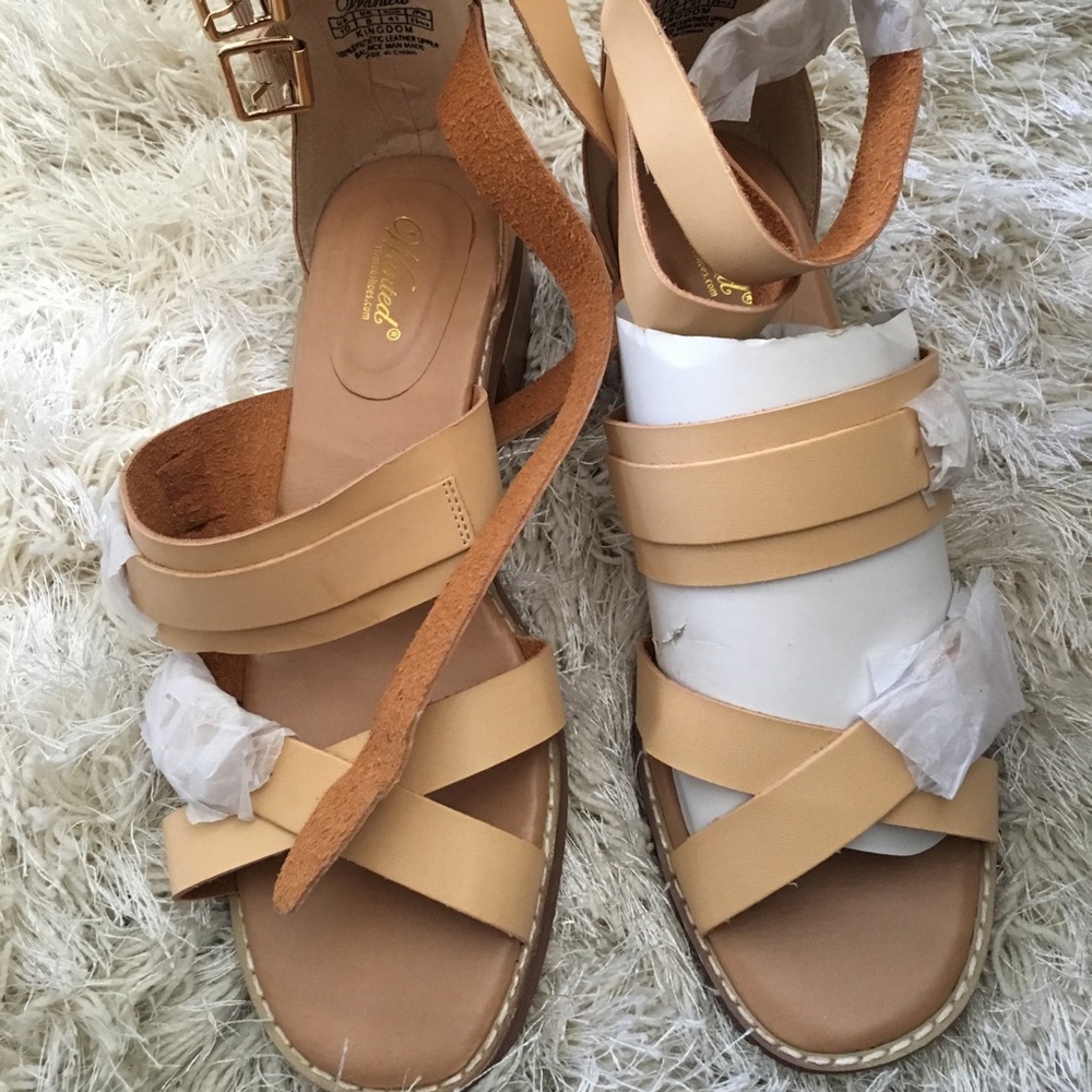 Wanted Sandle